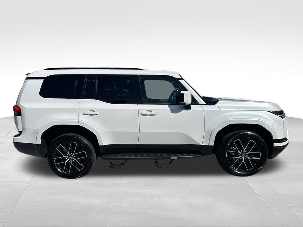 Used 2025 Lexus GX 550 w/ Accessory Package (Z1) AWD/4WD image 8