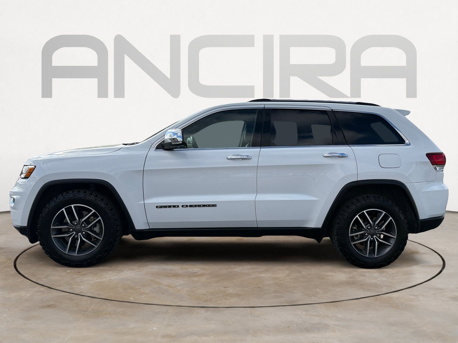 Used 2021 Jeep Grand Cherokee Limited image 8