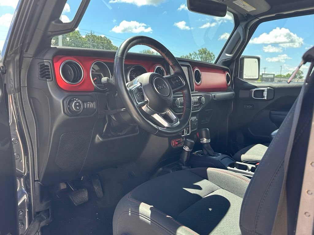 Used 2022 Jeep Gladiator Rubicon w/ LED Lighting Group AWD/4WD image 11
