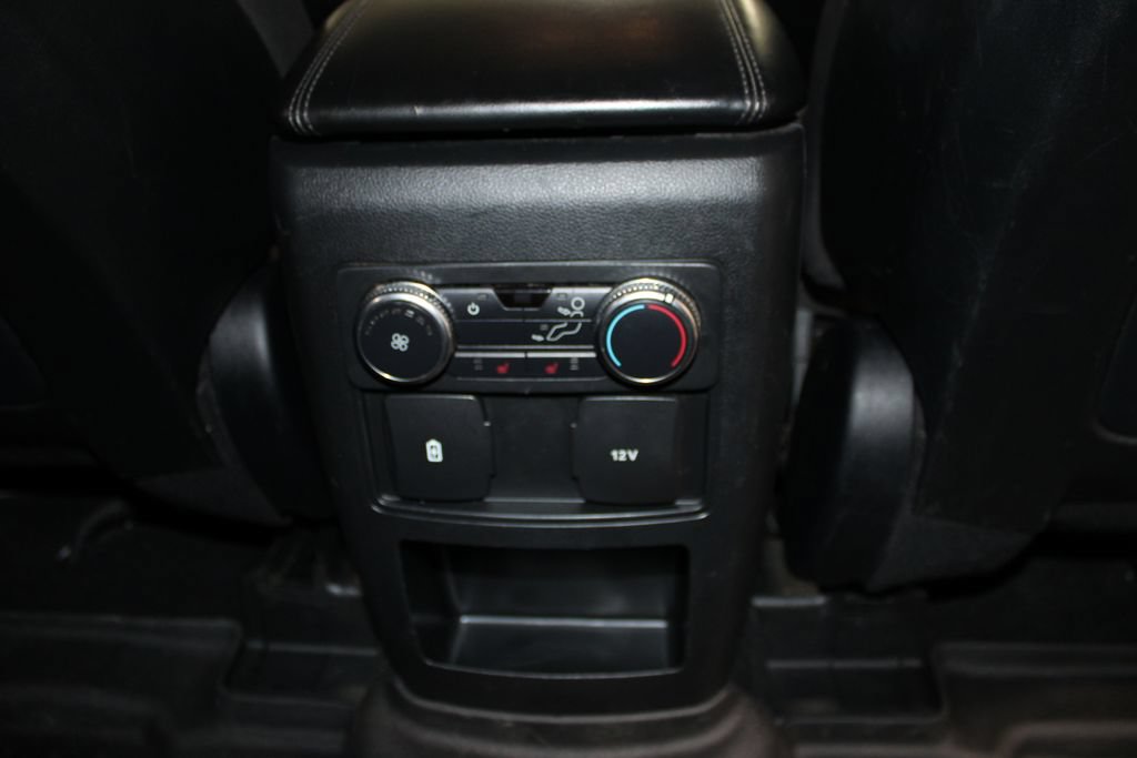 Used 2020 Ford Explorer XLT w/ Comfort Package RWD image 32