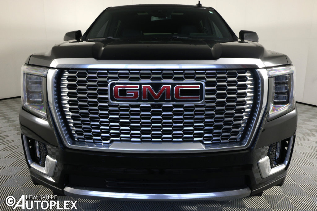 Used 2023 GMC Yukon XL Denali RWD image 2