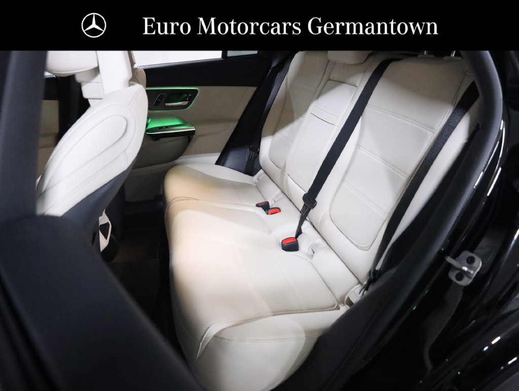 Used 2026 Mercedes-Benz GLC 300 4MATIC image 50