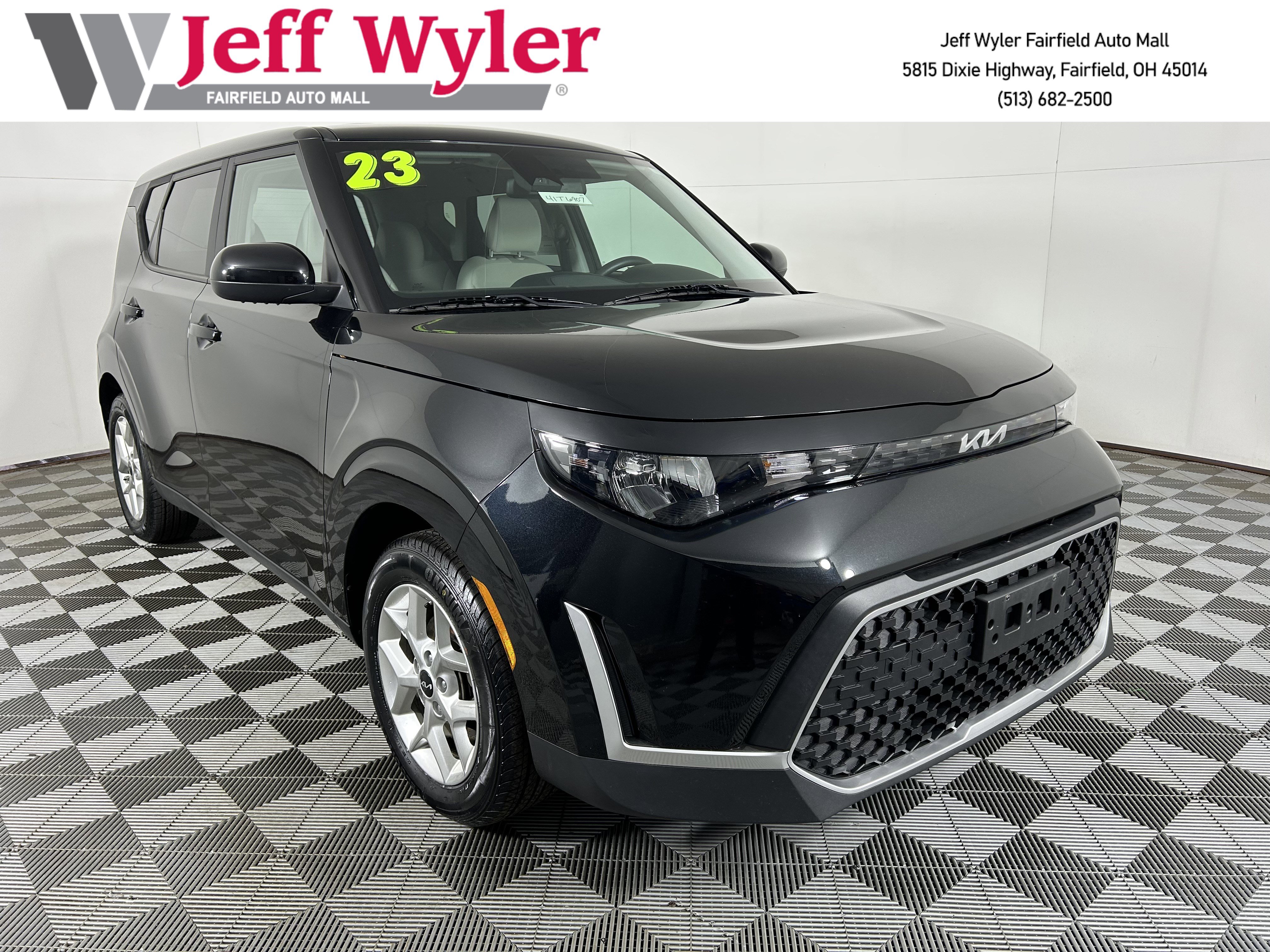 Certified 2023 Kia Soul LX w/ LX Technology Package video 1