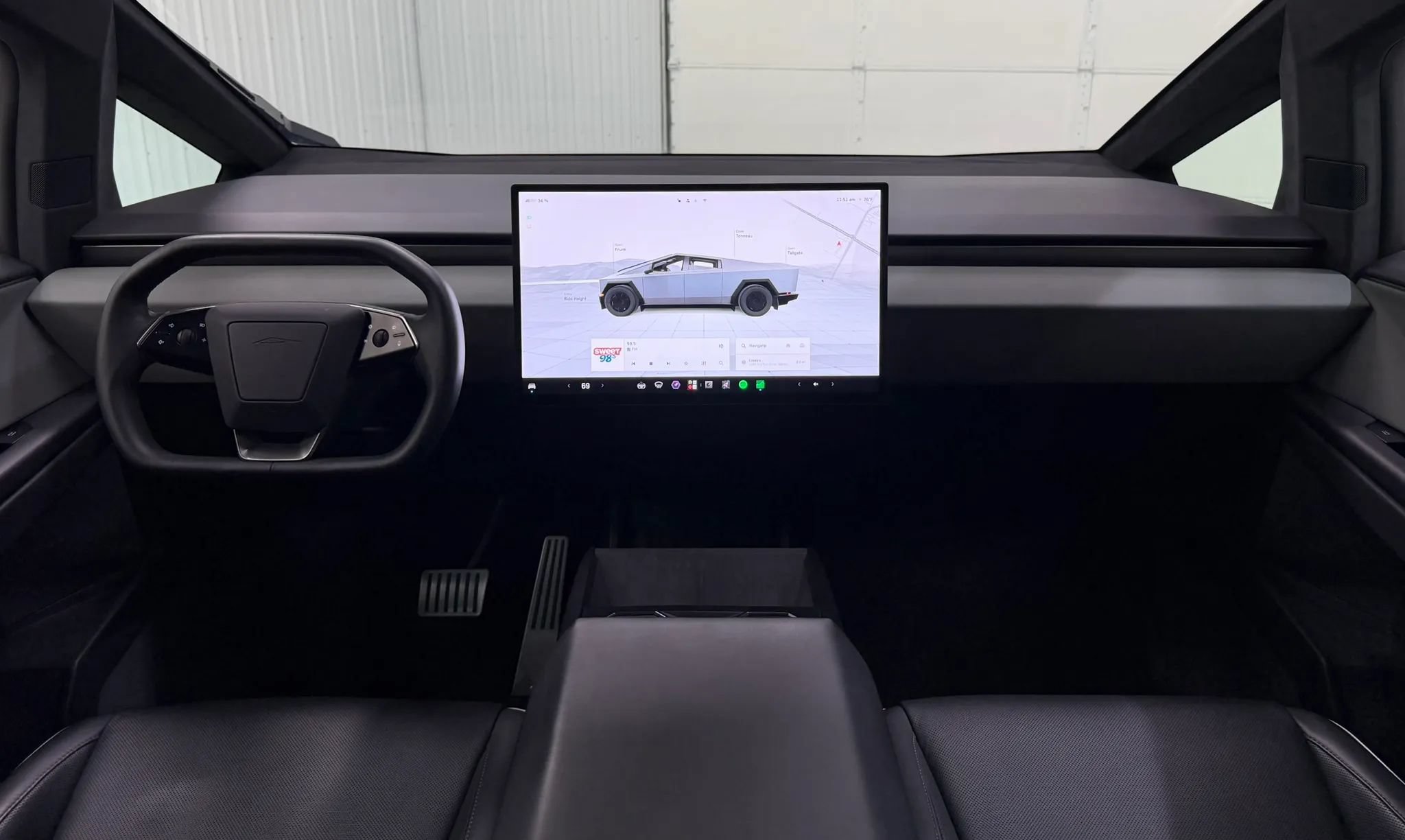 Used 2024 Tesla Cybertruck AWD Crew Cab image 14