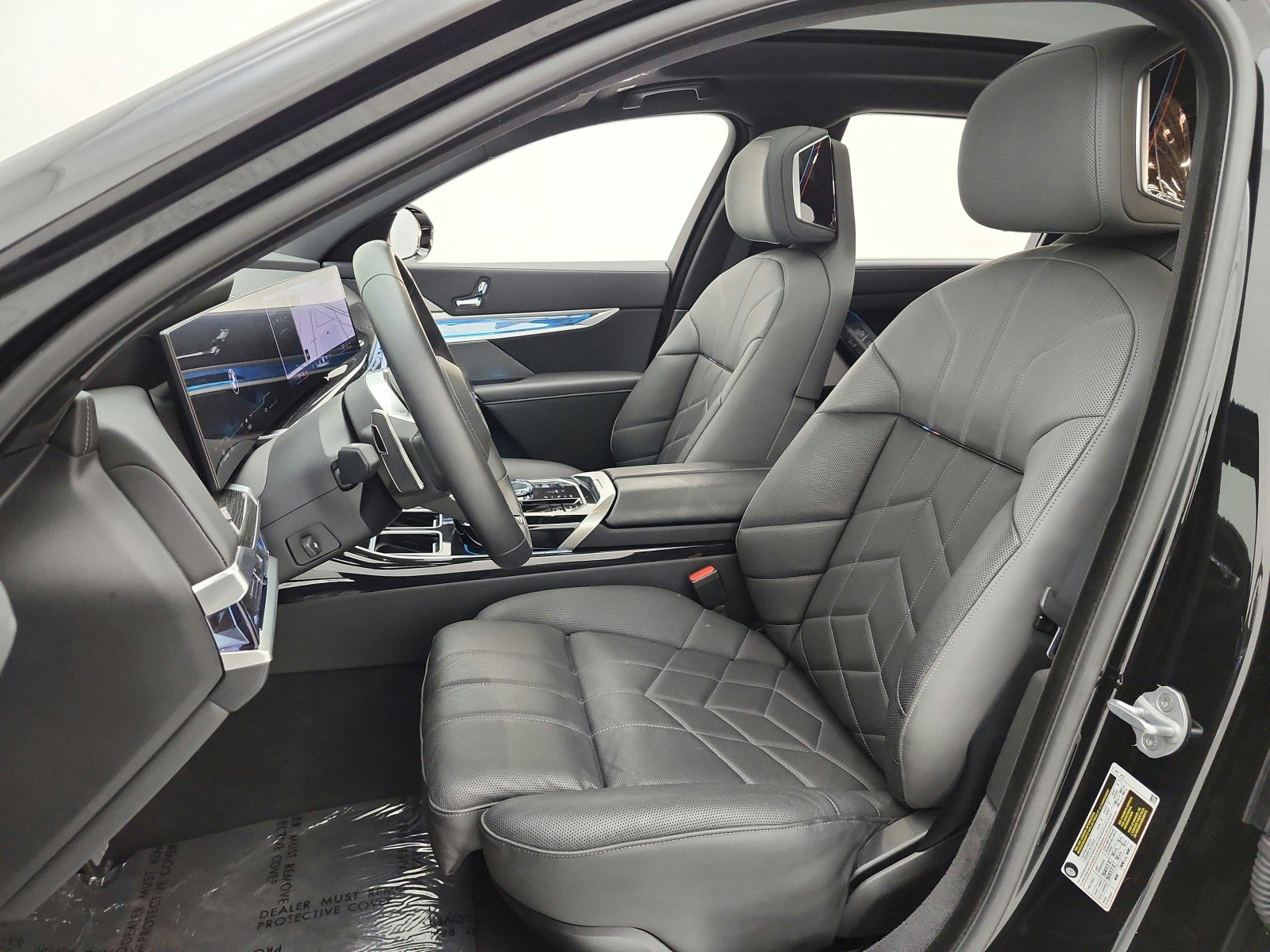 Used 2025 BMW 740i RWD image 15