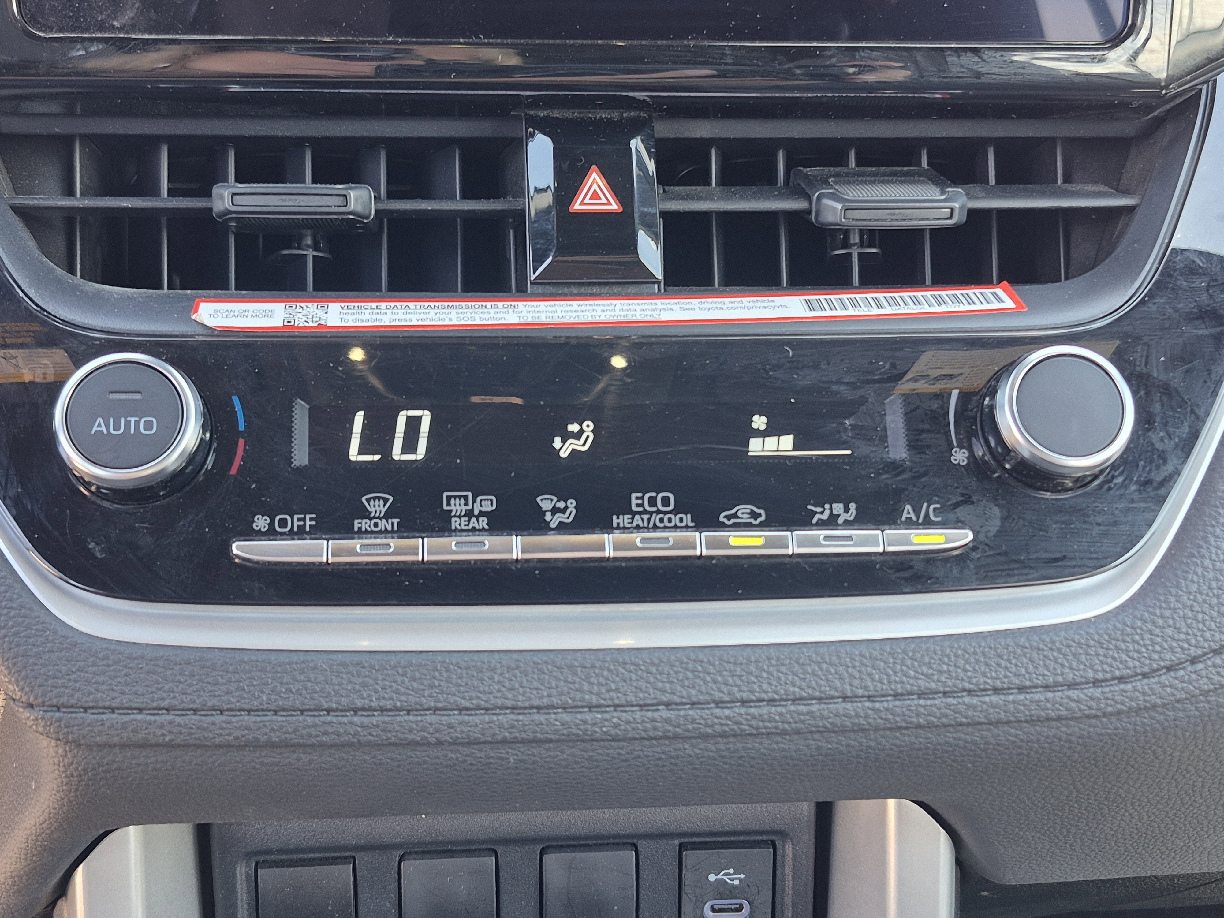 Used 2025 Toyota Corolla Cross AWD Hybrid image 31