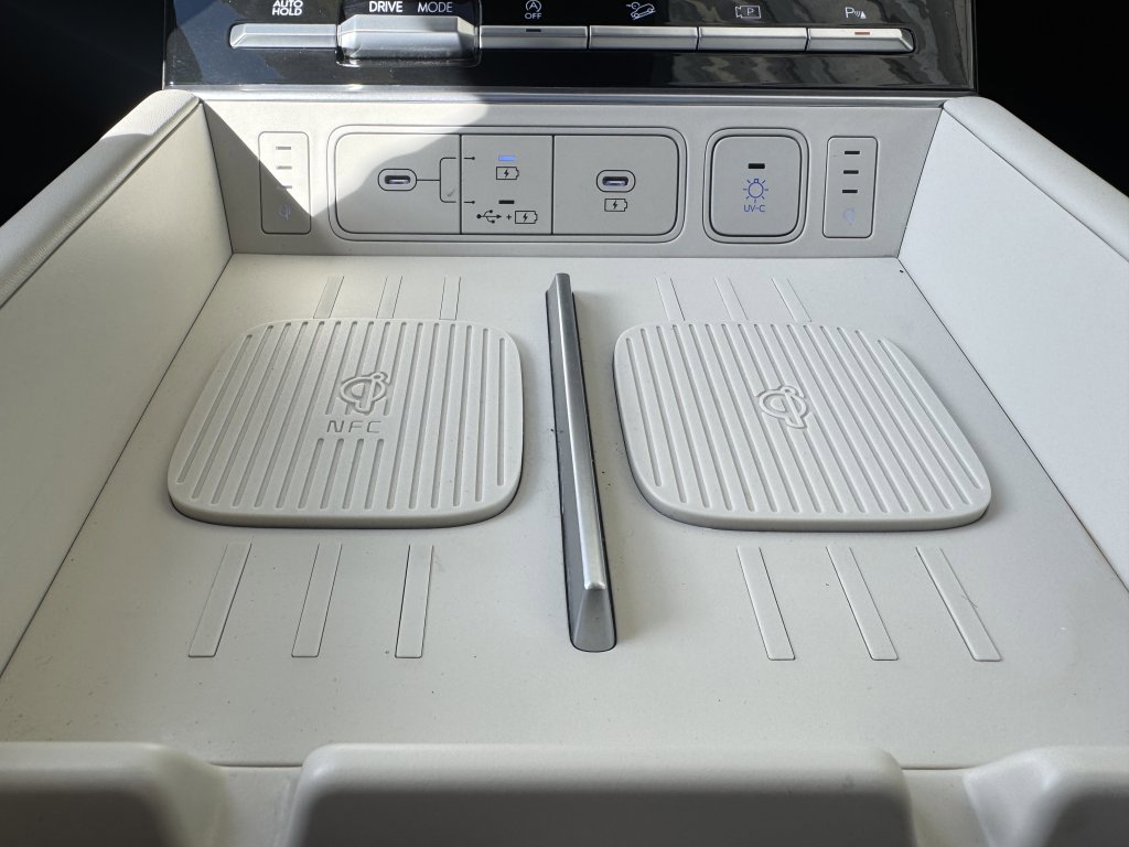 Used 2024 Hyundai Santa Fe Calligraphy image 27