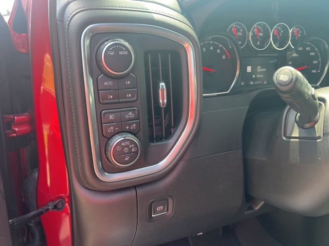 Used 2022 Chevrolet Silverado 1500 LTZ AWD/4WD image 8