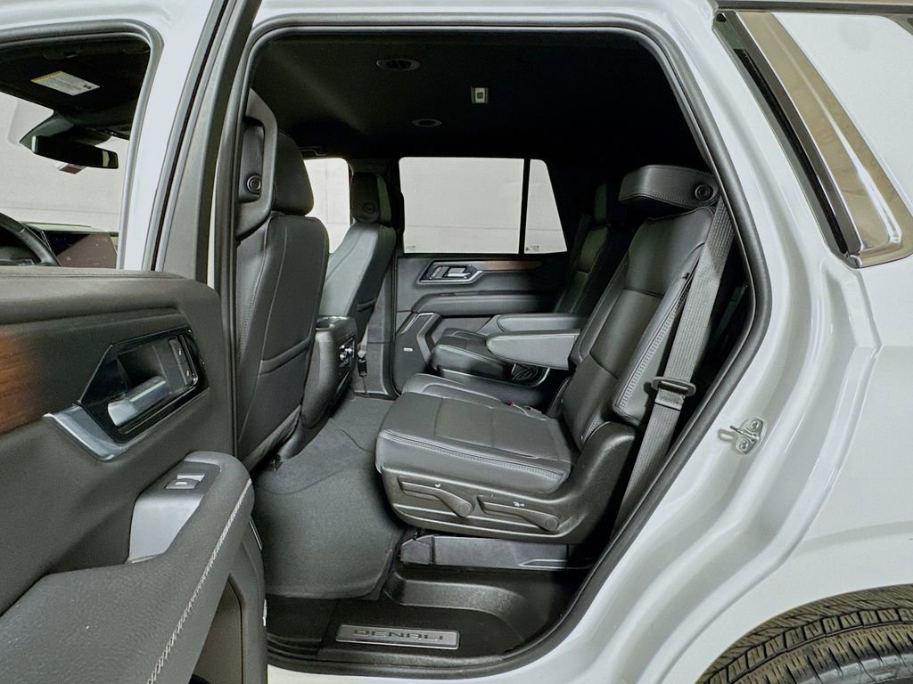 Certified 2025 GMC Yukon Denali image 23
