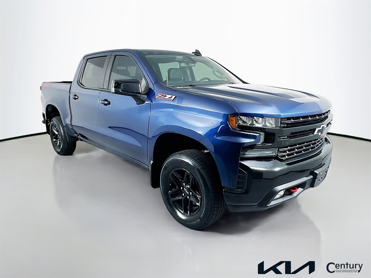 Used 2021 Chevrolet Silverado 1500 LT Trail Boss w/ Convenience Package II AWD/4WD image 3