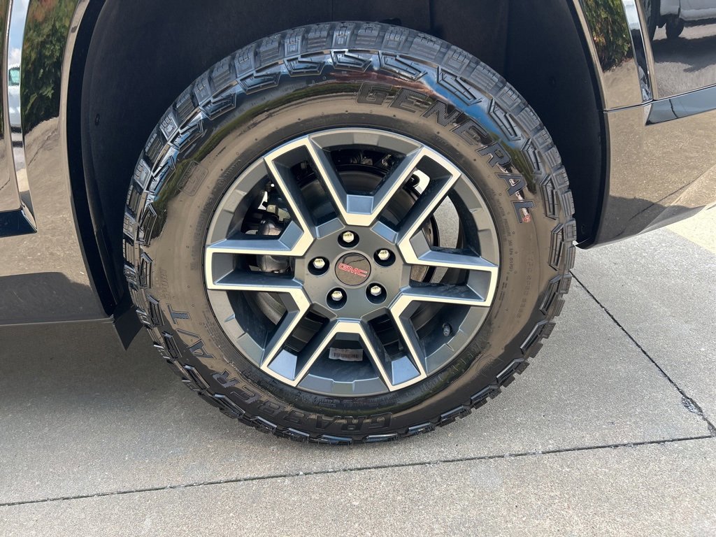 New 2026 GMC Terrain AT4 w/ Technology Package II image 10