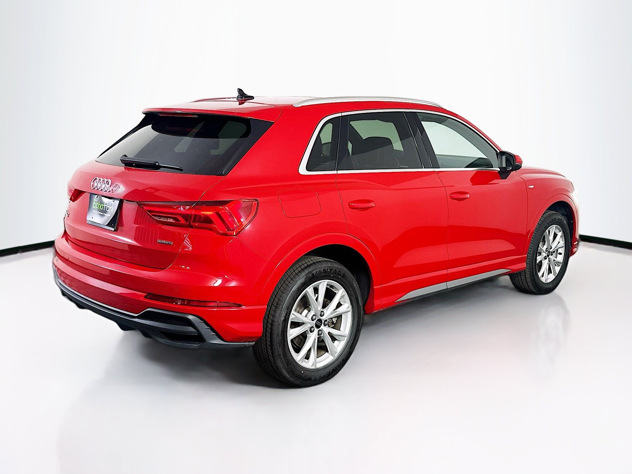 Used 2025 Audi Q3 2.0T Premium AWD/4WD image 9