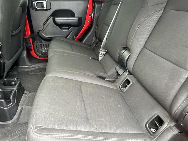 Used 2022 Jeep Gladiator Sport image 16