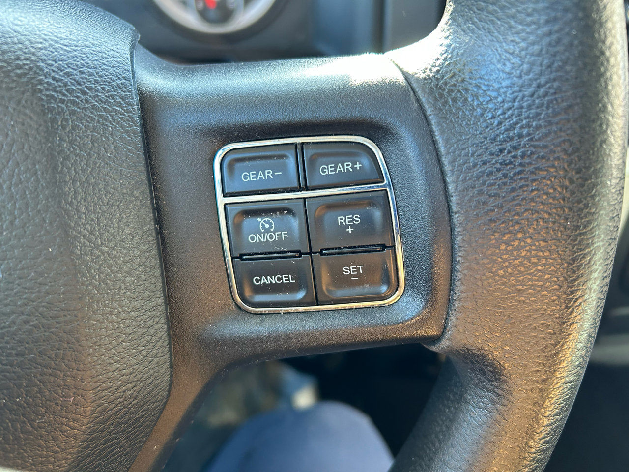 Used 2014 RAM 1500 Classic SLT image 18