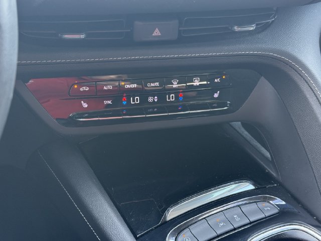 Used 2022 Buick Envision Preferred FWD image 27
