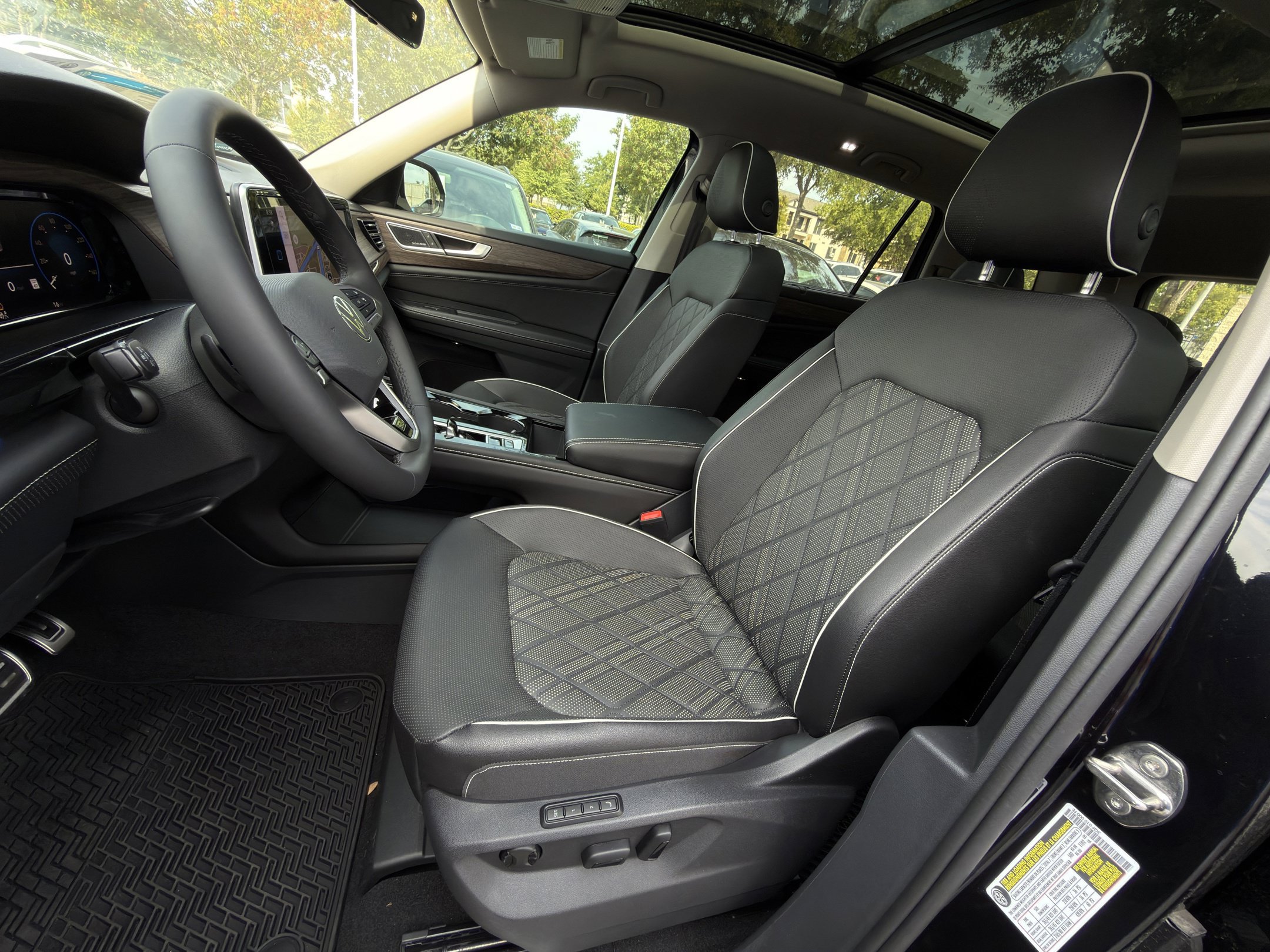 Certified 2026 Volkswagen Atlas SEL AWD/4WD image 19