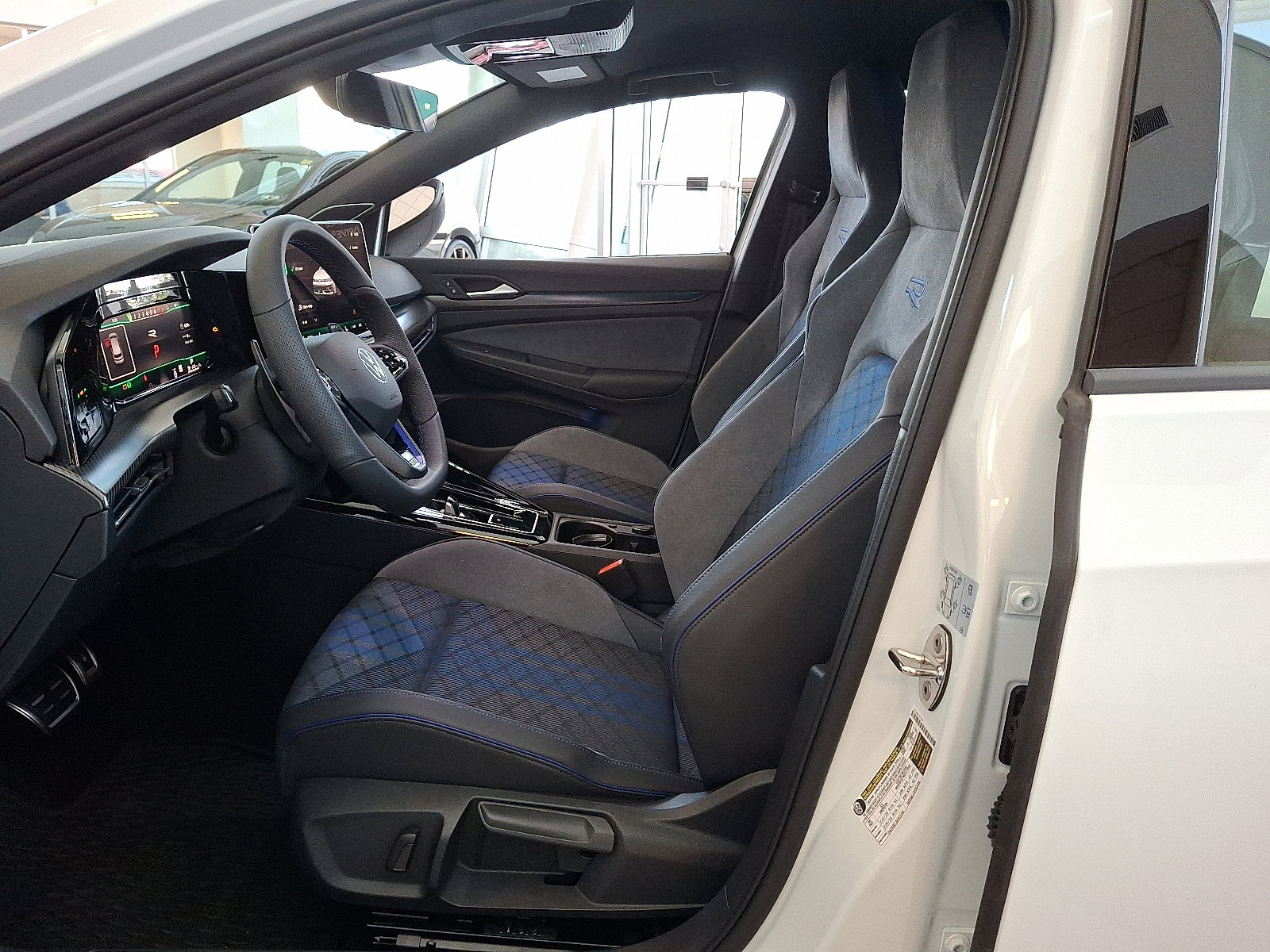 New 2025 Volkswagen Golf R Black Edition image 6