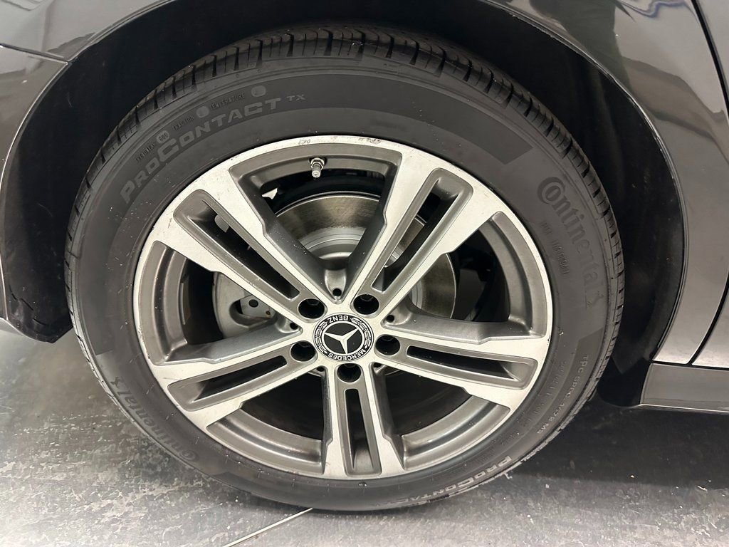 Used 2021 Mercedes-Benz E 350 4MATIC Sedan w/ Premium Package image 34