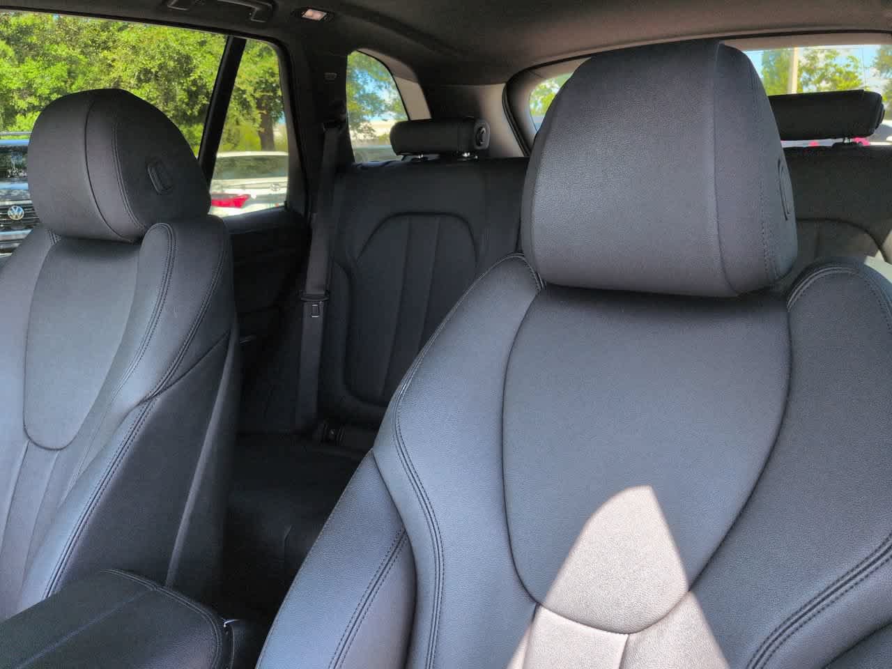 Used 2019 BMW X5 xDrive40i w/ Convenience Package AWD/4WD image 8