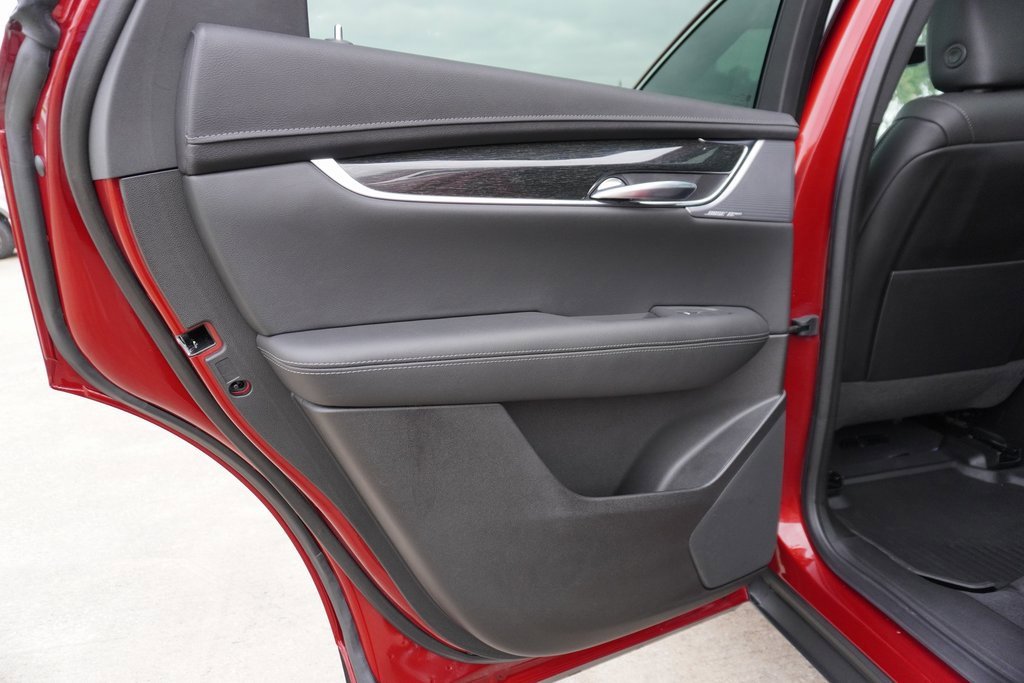 Used 2021 Cadillac XT5 Premium Luxury image 21