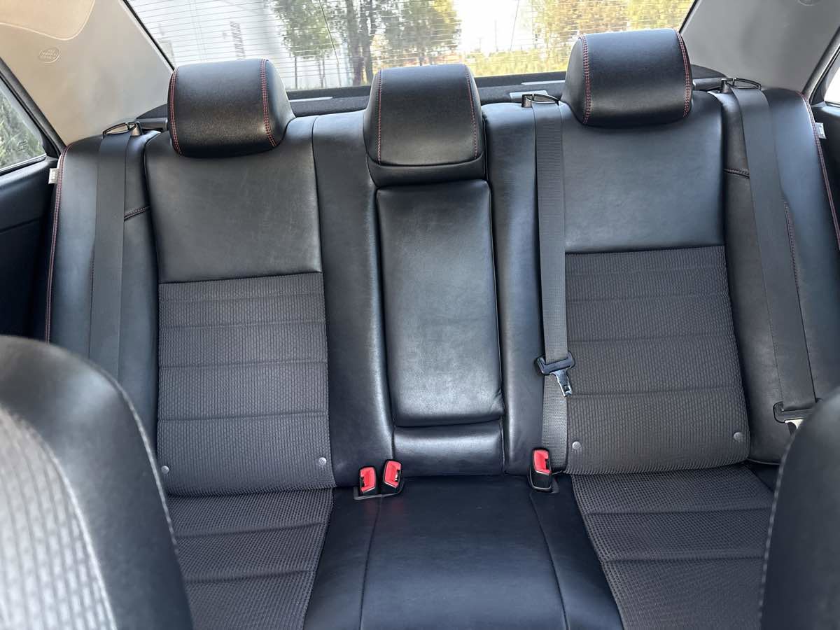 Used 2017 Toyota Camry SE FWD image 27