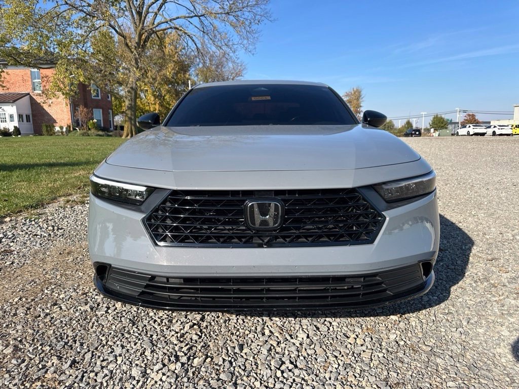 Used 2024 Honda Accord Sport image 2