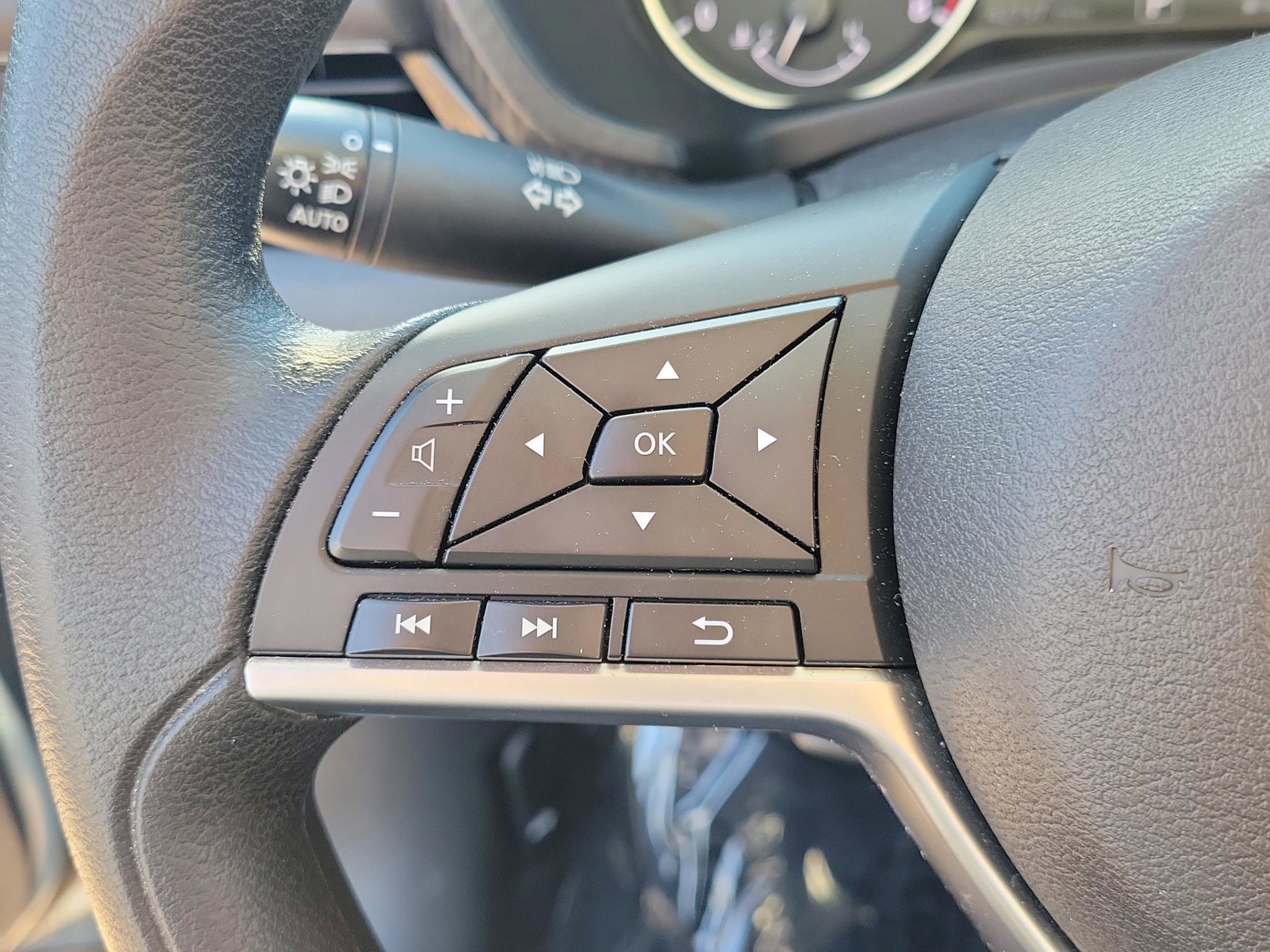 Certified 2024 Nissan Sentra SV image 25