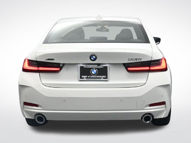 New 2026 BMW 330i xDrive Sedan w/ Premium Package AWD/4WD image 6