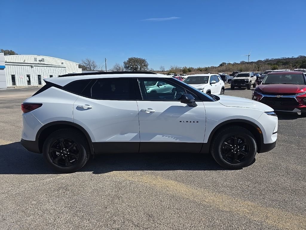 New 2026 Chevrolet Blazer LT w/ Convenience Package image 5