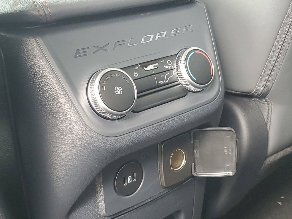 New 2026 Ford Explorer Active AWD/4WD image 30