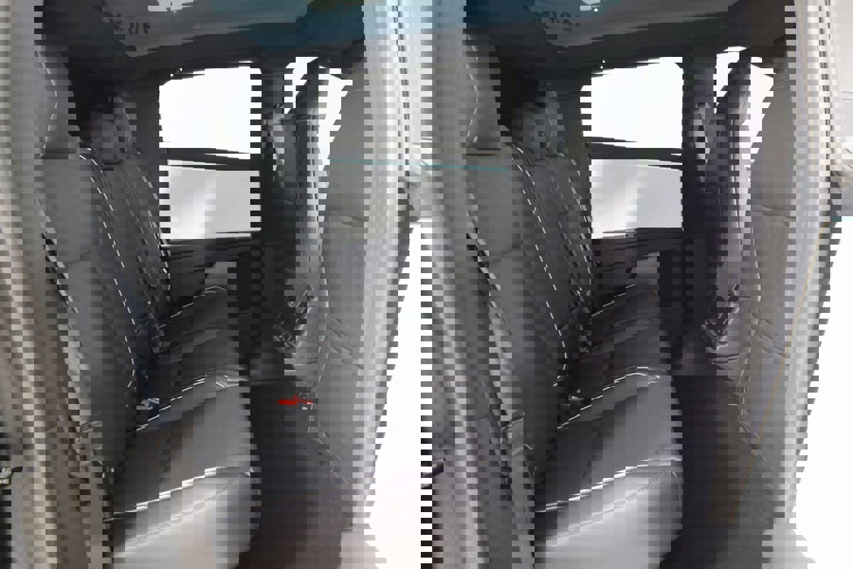 Used 2024 Tesla Cybertruck AWD Crew Cab image 16