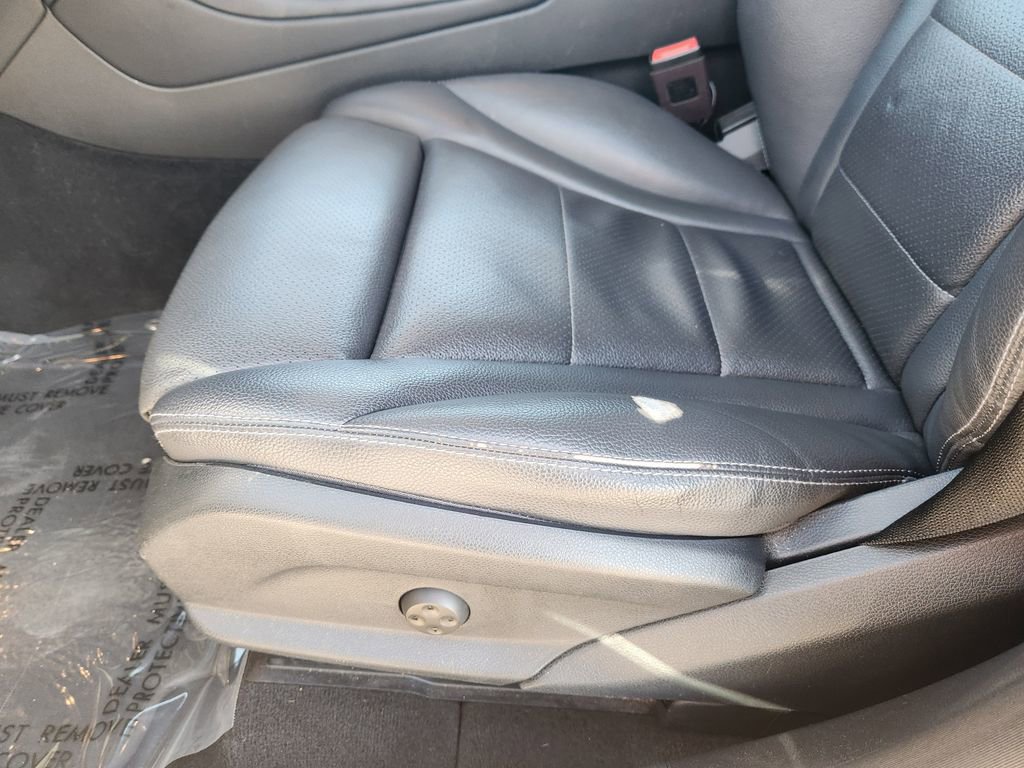 Used 2022 Mercedes-Benz GLC 300 image 25