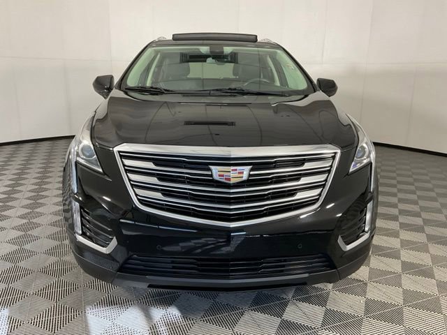 Used 2017 Cadillac XT5 Luxury w/ Driver Awareness Package image 2