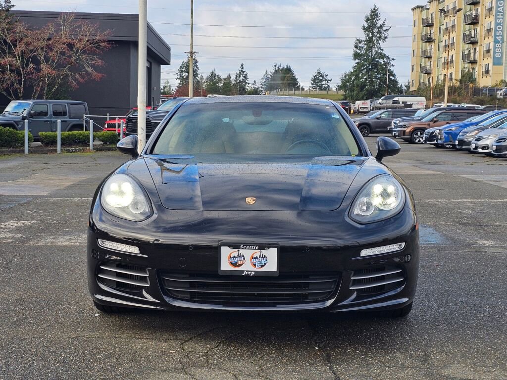 Used 2016 Porsche Panamera 4S image 3