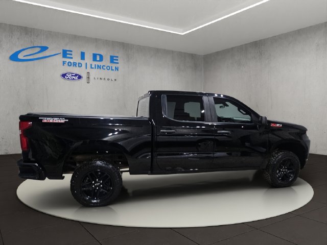 Used 2020 Chevrolet Silverado 1500 Custom Trail Boss w/ Custom Convenience Package AWD/4WD image 7