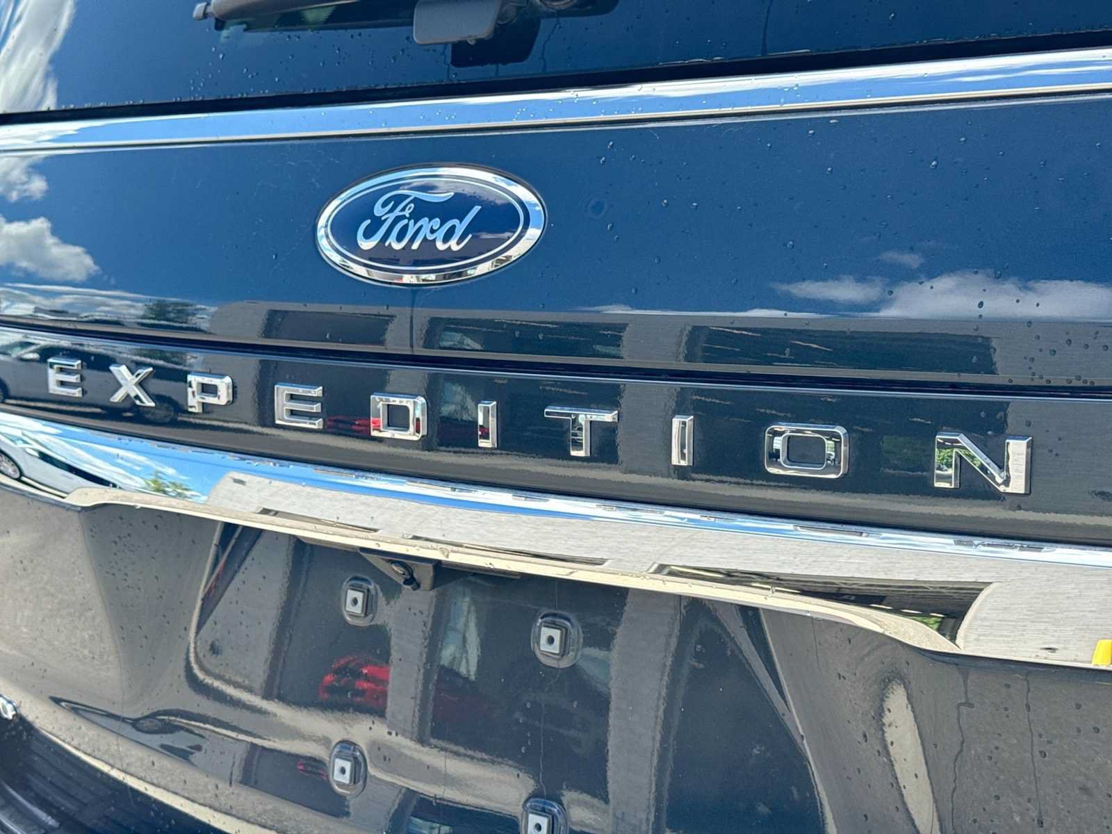Certified 2022 Ford Expedition Max Limited RWD image 7