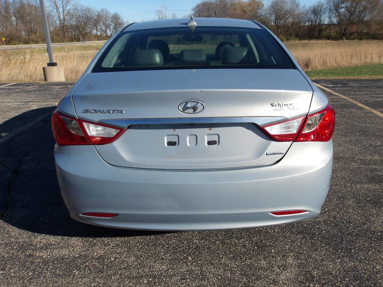 Used 2011 Hyundai Sonata Limited w/ Navigation Pkg 5 image 4