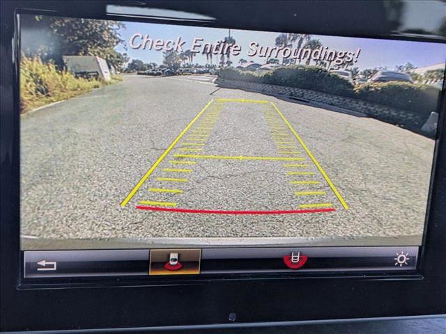 Used 2017 Mercedes-Benz GLC 300 4MATIC image 13