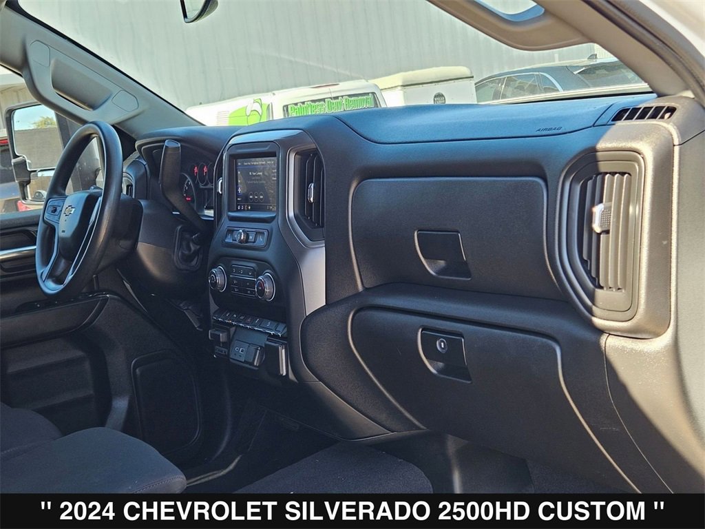 Used 2024 Chevrolet Silverado 2500 Custom w/ Custom Value Package image 27