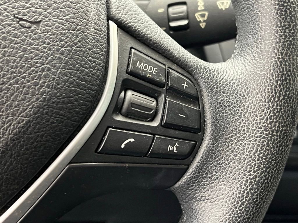 Used 2015 BMW 328i xDrive Sedan AWD/4WD image 18