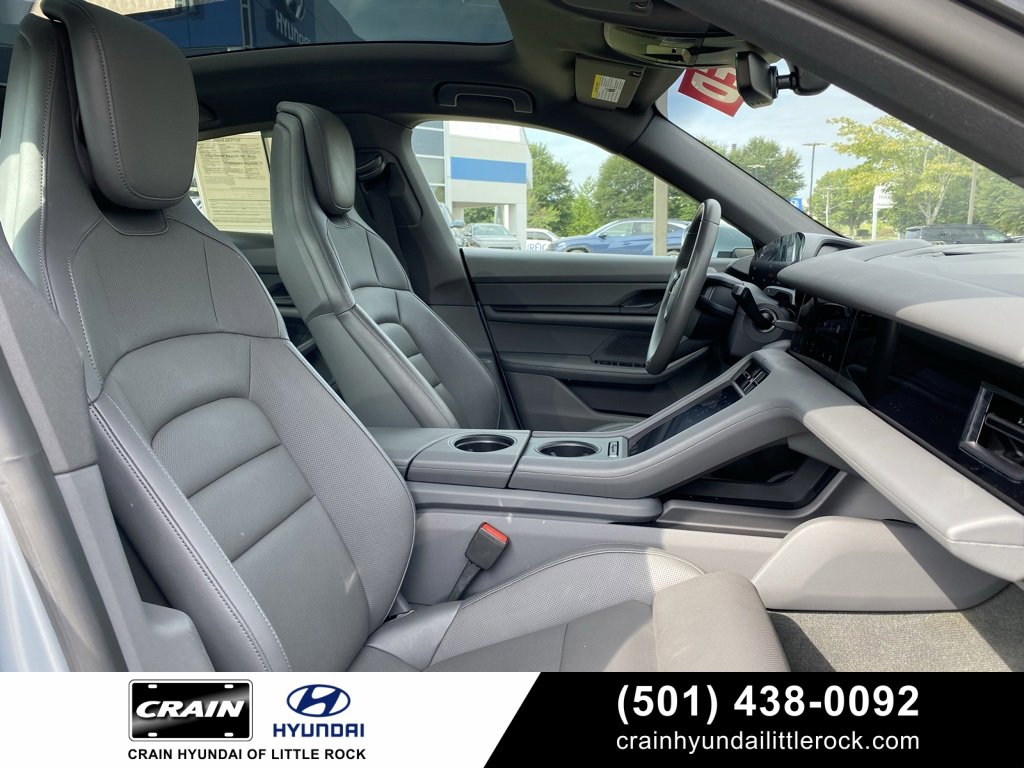 Used 2020 Porsche Taycan 4S w/ Premium Package image 35