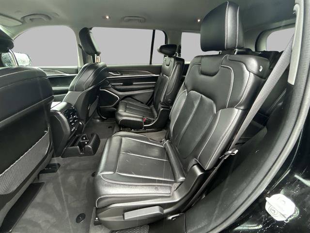 Used 2022 Jeep Grand Cherokee L Limited image 13