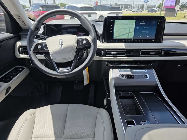 New 2026 Lincoln Aviator 2WD image 6