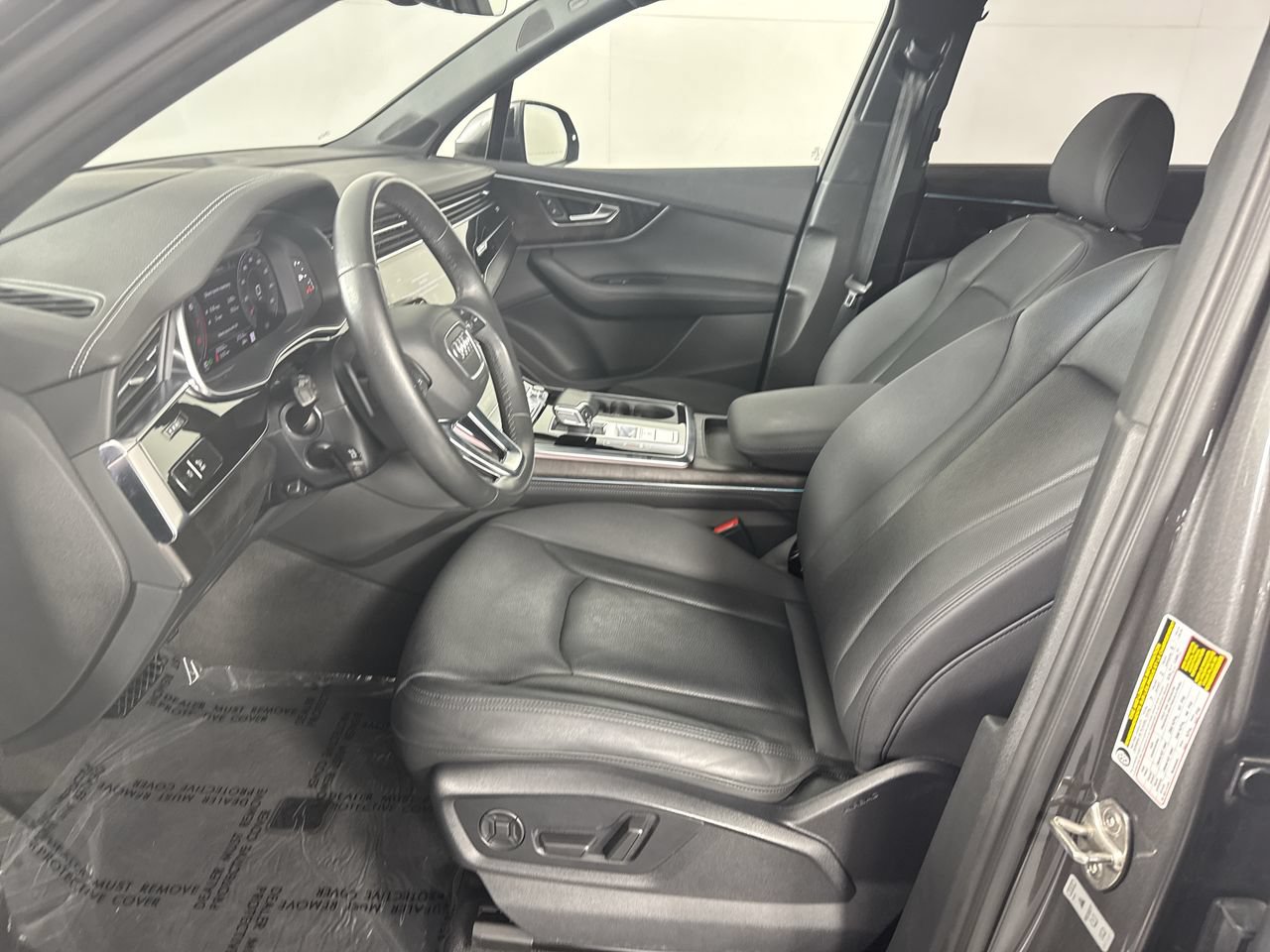 Used 2023 Audi Q7 3.0T Prestige w/ Prestige Package AWD/4WD image 19