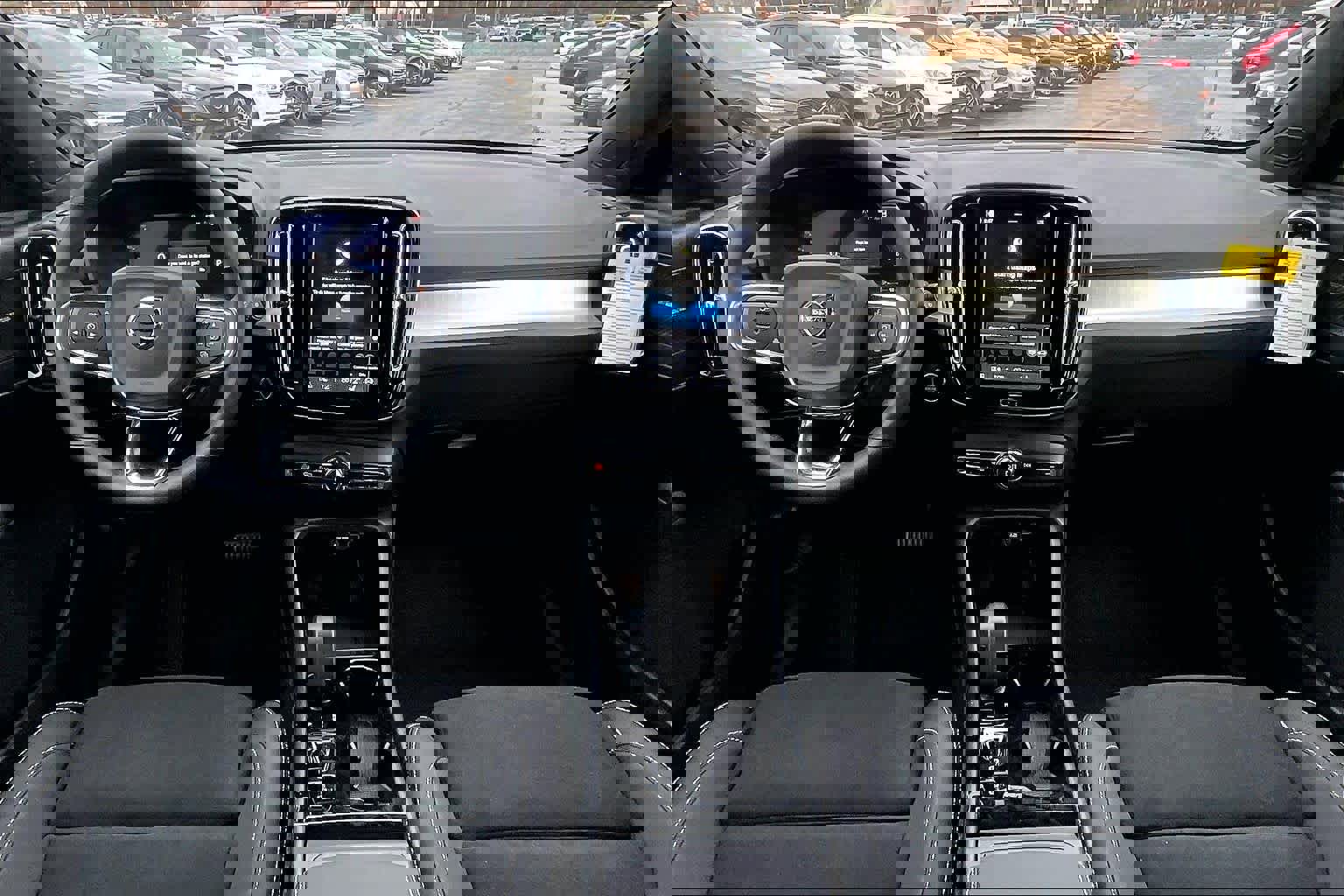 New 2026 Volvo XC40 B5 Ultra w/ Protection Package Premier image 7