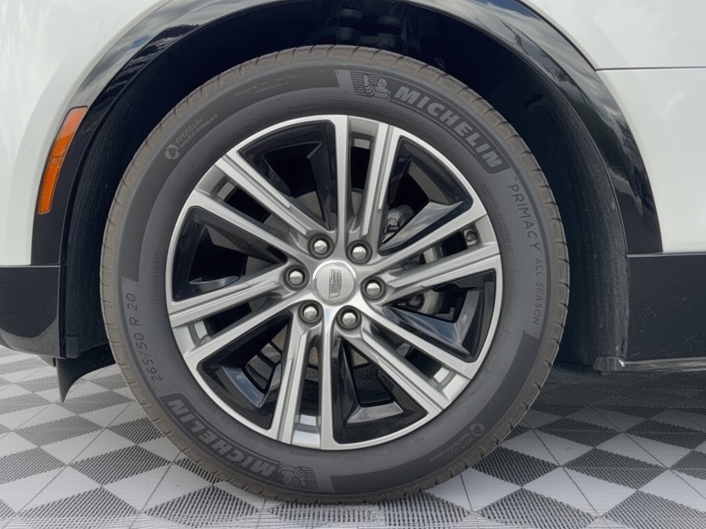 Used 2024 Cadillac Lyriq Luxury RWD image 13