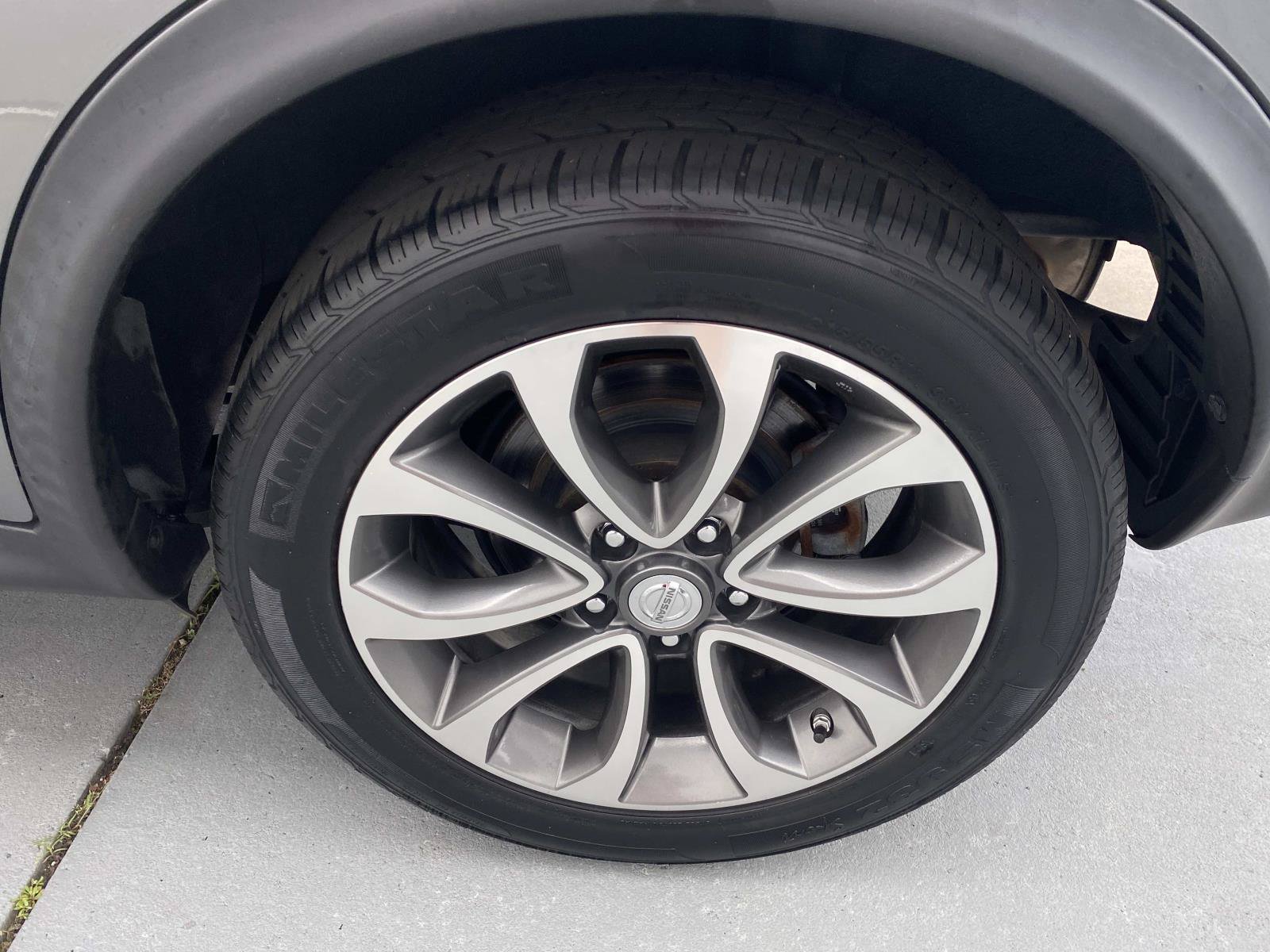 Used 2017 Nissan Juke SV AWD/4WD image 10