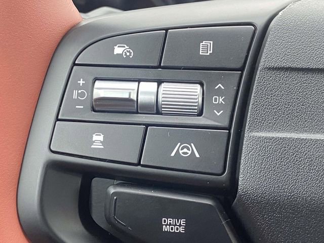 New 2026 Kia Sportage SX FWD image 17