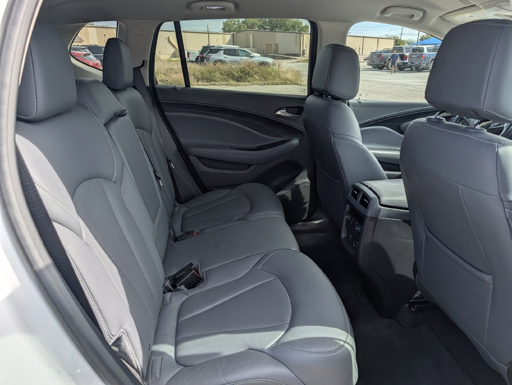 Used 2020 Buick Envision Essence FWD image 30