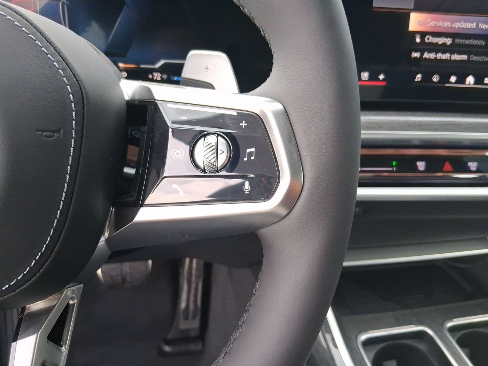 Used 2026 BMW 750e xDrive AWD/4WD image 16
